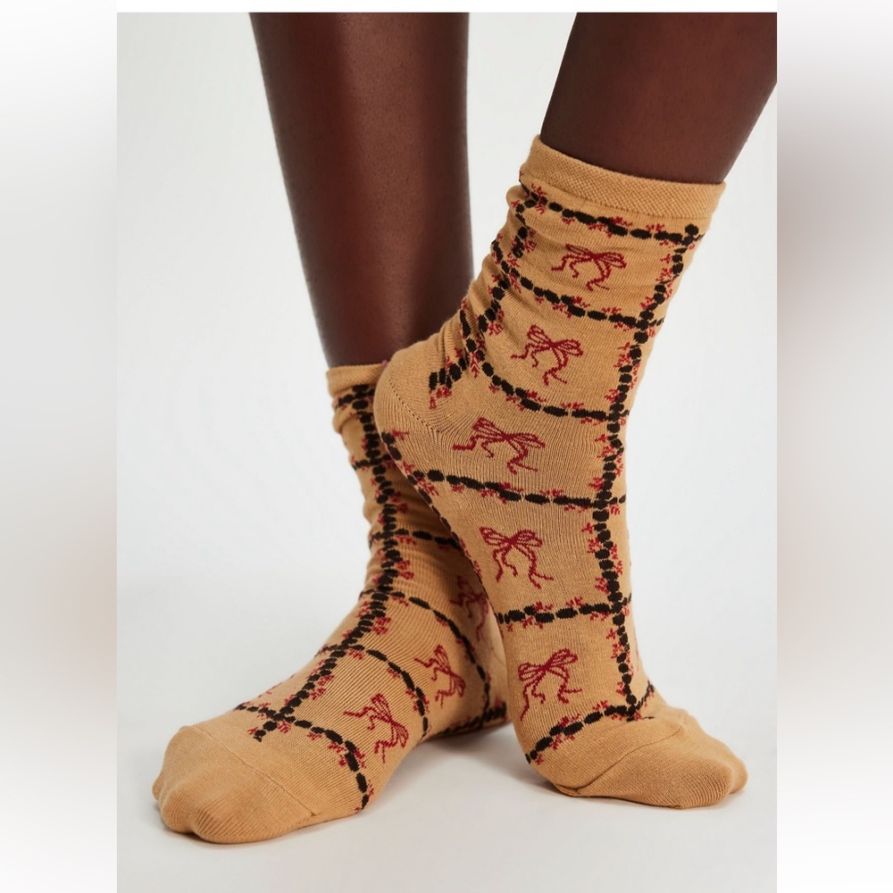Free peoples tie a bow ankle socks